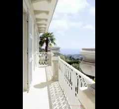 Appartamenti in Vendita - Villa d'artisti  -  villa di charme a sanremo