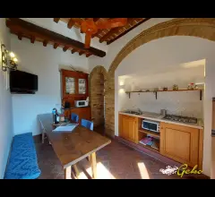Appartamenti in Vendita - Appartamento ristrutturato ed arredato in centro con vista panoramica