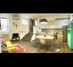 Appartamenti in Vendita - Appartamento 77 mq ristrutturato con panorama unico
