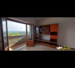 Appartamenti in Vendita - Appartamento 84 mq con terrazzo e vista panoramica !! vicino al centro storico