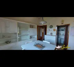 Appartamenti in Vendita - Appartamento 107 mq vicino al centro storico !!