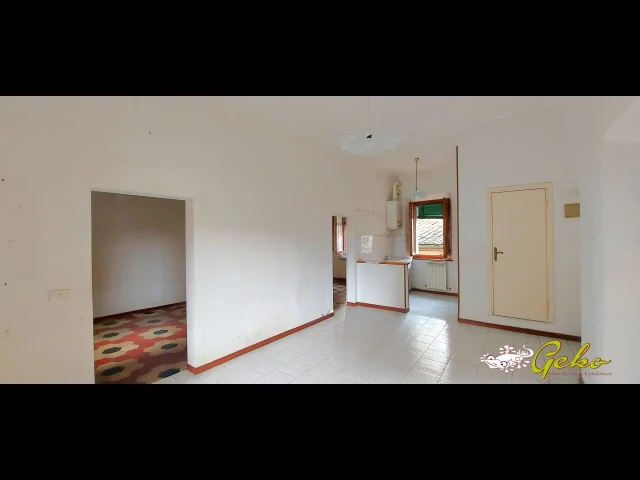 Appartamenti in Vendita - Appartamento da ristrutturare  65 mq in centro storico