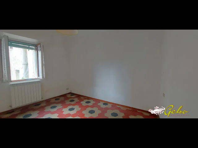 Appartamenti in Vendita - Appartamento da ristrutturare  65 mq in centro storico