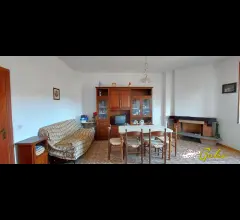Appartamento 97 mq in zona tranquilla vicina al centro !