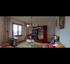 Appartamenti in Vendita - Appartamento 71mq con garage vicino al centro !!