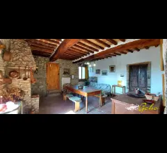 Appartamenti in Vendita - Appartamento rustico 108 mq !!