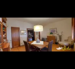 Appartamenti in Vendita - Appartamento 150 mq ristrutturato con terrazzino !