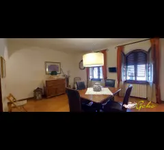 Appartamenti in Vendita - Appartamento 150 mq ristrutturato con terrazzino !