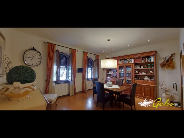 Appartamenti in Vendita - Appartamento 150 mq ristrutturato con terrazzino !