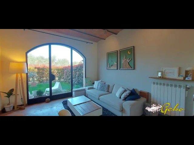 Appartamenti in Vendita - Appartamento 79 mq con giardino e piscina!