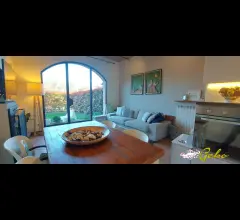 Appartamenti in Vendita - Appartamento 79 mq con giardino e piscina!