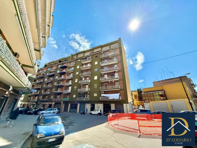 Appartamenti in Vendita - Appartamento via basta