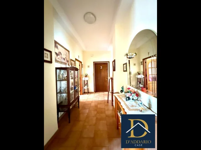 Appartamenti in Vendita - Ampio quadrivani via orsini