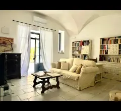 Appartamenti in Vendita - Appartamento in stabile d'epoca grottaglie