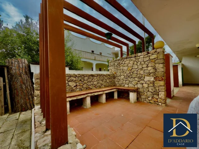 Appartamenti in Vendita - Lido sivana - ampia villa su unico livello