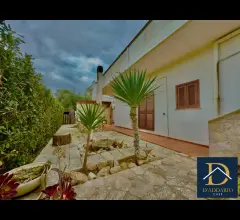 Appartamenti in Vendita - Lido sivana - ampia villa su unico livello