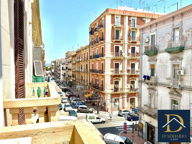 Appartamenti in Vendita - Via cavallotti 4 vani con ascensore