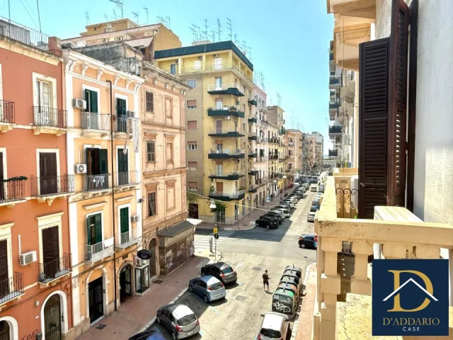 Appartamenti in Vendita - Via cavallotti 4 vani con ascensore