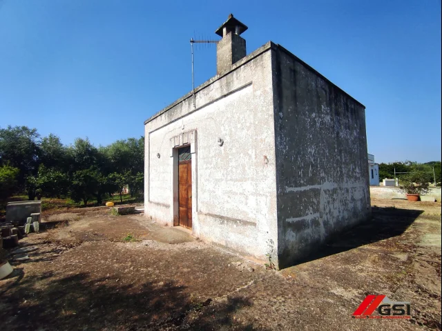 Rusticolo con giardino a 7 km dalla spiaggia