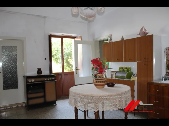 Appartamenti in Vendita - San michele salentino, abitazione indipendente con ortale