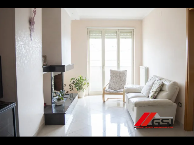 Ampio quadrilocale ristrutturato - comfort e stile