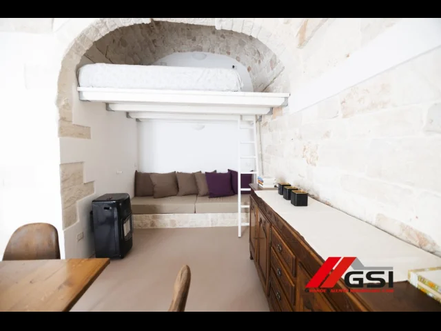 Appartamenti in Vendita - Loft tradizionale ristrutturato nel cuore di ceglie