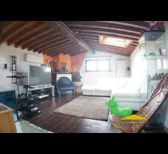 Appartamenti in Vendita - Casa in vendita a massa
