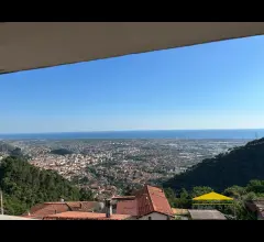 Casa singola con vista mare
