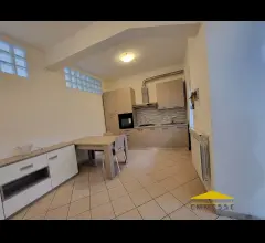 Appartamenti in Vendita - Bilocale in vendita a massa
