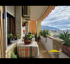 Appartamenti in Vendita - Appartamento con garage in vendita a massa
