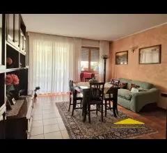 Appartamenti in Vendita - Appartamento con garage in vendita a massa