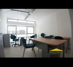Appartamenti in Vendita - Ufficio in affitto a massa centro