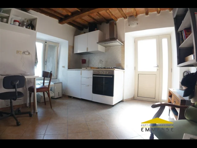 Appartamenti in Vendita - Appartamento in vendita a massa