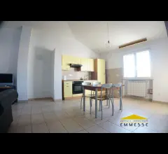 Appartamenti in Vendita - Appartamento in vendita a caniparola