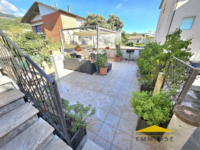 Casa indipendente in vendita a massa