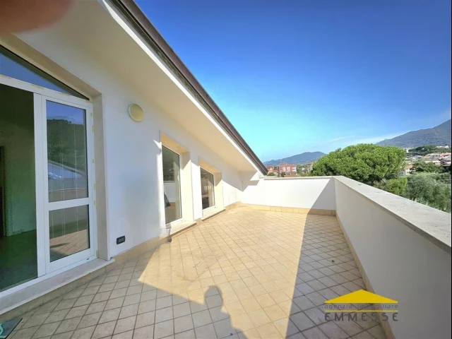 Appartamenti in Vendita - Appartamento di recente costruzione in vendita a massa