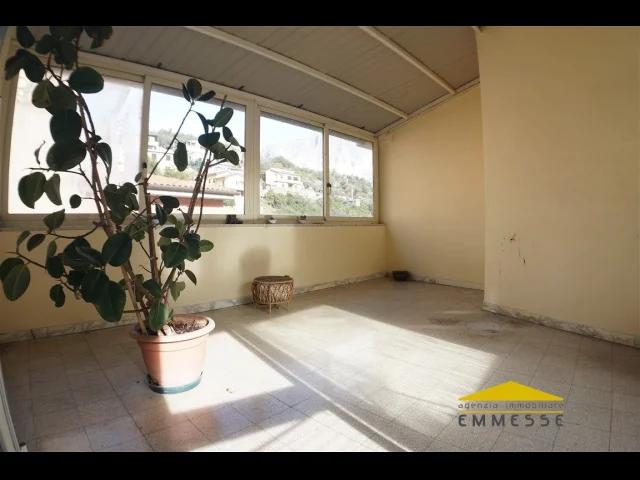 Appartamenti in Vendita - Casa in vendita a carrara