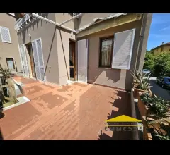 Appartamenti in Vendita - Case in vendita a marina d massa