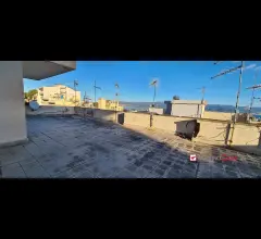 Appartamenti in Vendita - Lastrico solare panoramico sullo stretto vs588