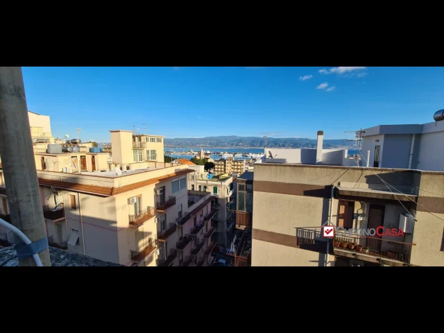 Appartamenti in Vendita - Lastrico solare panoramico sullo stretto vs588