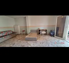 Appartamenti in Vendita - Pressi policlinico, trivani e servizi a studenti