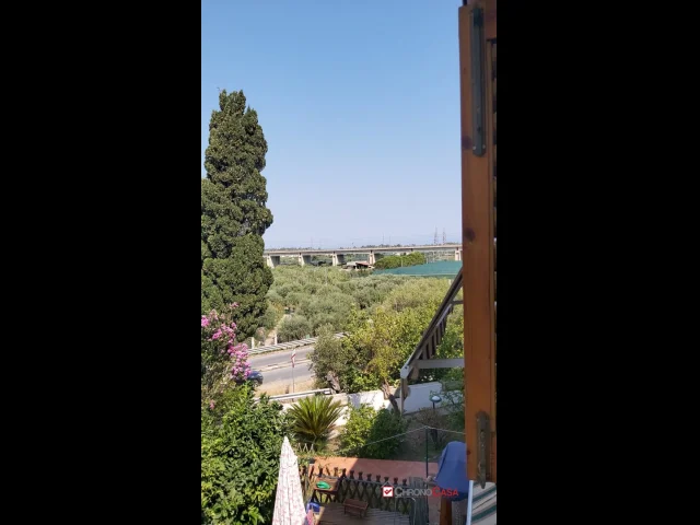 Appartamenti in Vendita - Furnari comoda villetta a schiera 2 vani con giardino