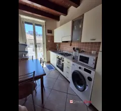 Appartamenti in Vendita - Camera arredata provinciale tutto incluso