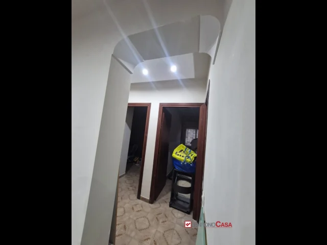 Appartamenti in Vendita - Piano torre, semindipendente con spazio esterno