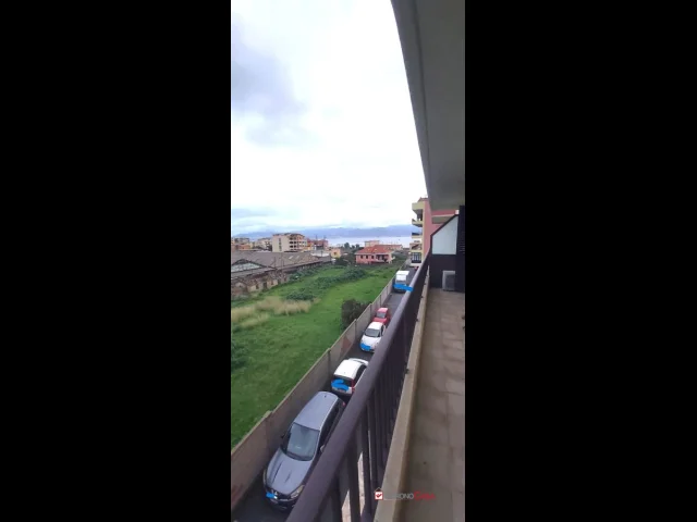 Appartamenti in Vendita - Contesse, ristrutturato due vani con vista mare posto auto