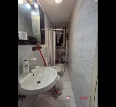 Appartamenti in Vendita - Ampie camere zona centro studenti/lavoratori