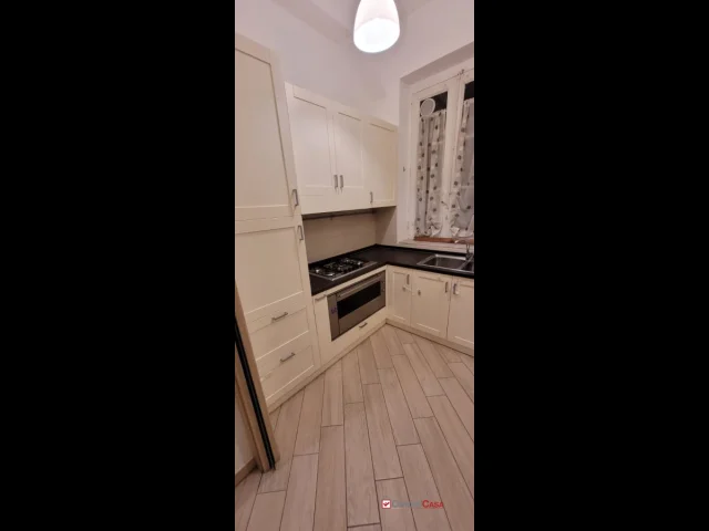 Appartamenti in Vendita - Quadrivani ristrutturato zona centro