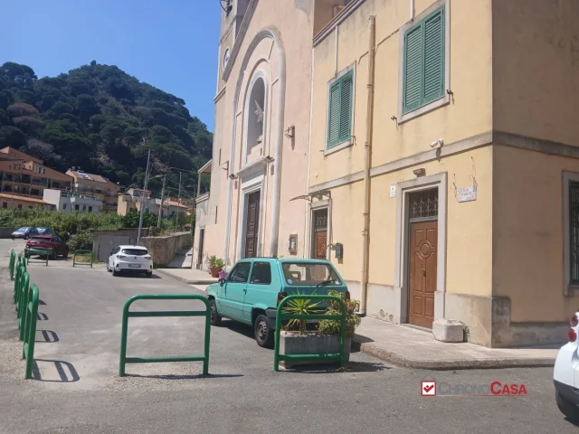 Appartamenti in Vendita - San michele, piccolo bivani indipendente