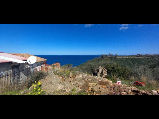 Appartamenti in Vendita - Pianotorre, panoramico terreno con rudere