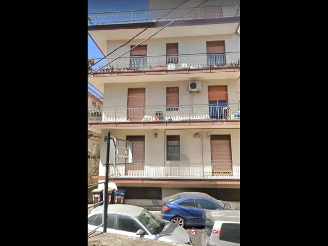 Appartamenti in Vendita - Giarre, appartamento di circa 120 mq oltre garage